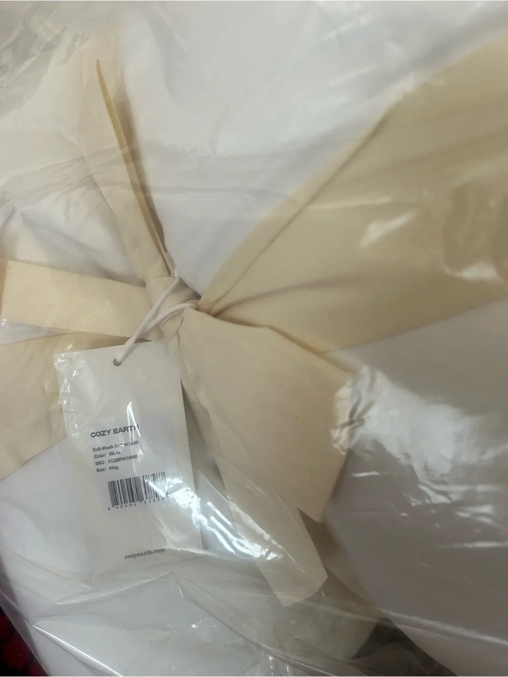 NWT Cozy Earth King Size White Soft-Wash Cotton Quilt